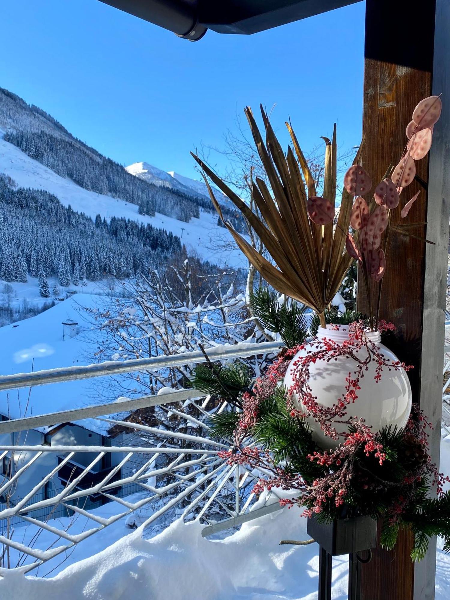 Goldspecht - Boho Appartements Saalbach-Hinterglemm Extérieur photo